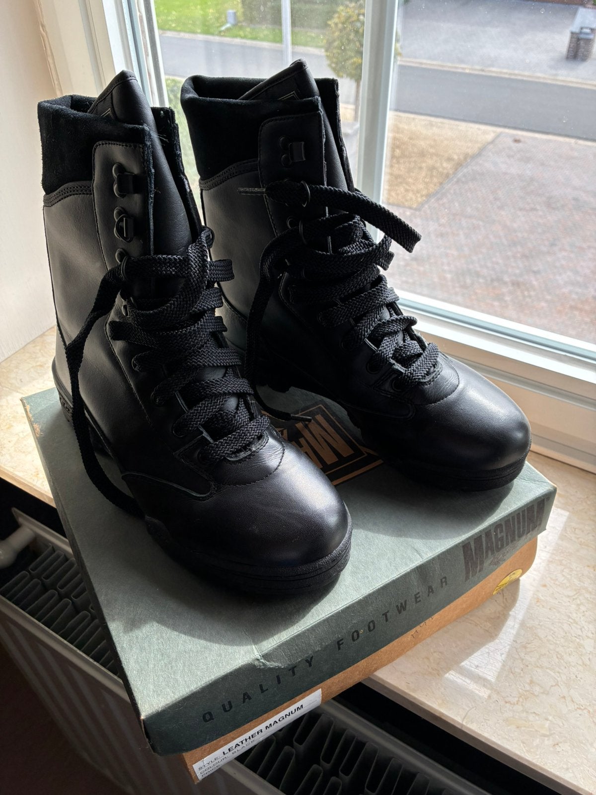 Hi tec combat boots nieuw!, Kleding | Heren, Ophalen of Verzenden, Nieuw, Boots