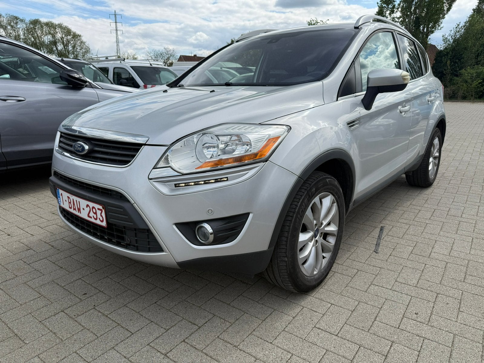 Ford Kuga 2.0tdci Titanium Euro5, Autos, Ford, Achat, Capteur de stationnement, Entreprise, Boîte manuelle
