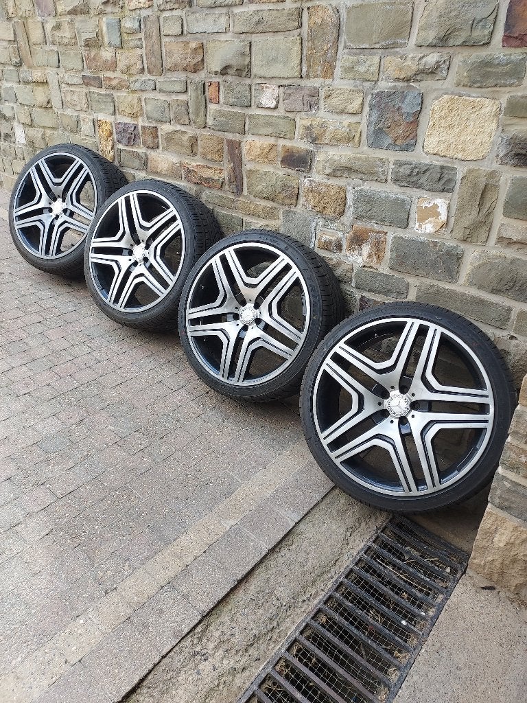 Mercedes ml velgen metnieuwe banden, Autres dimensions, Pneu(s), Enlèvement, Utilisé