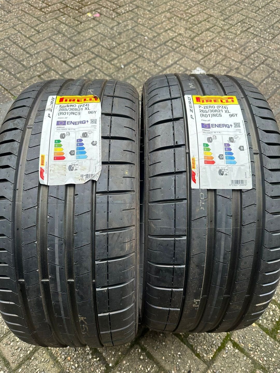 Nieuwe Pirelli PZero PZ4 R01 265/30 R21 - 265 30 21 banden z, -, 265 mm, -, Nieuw