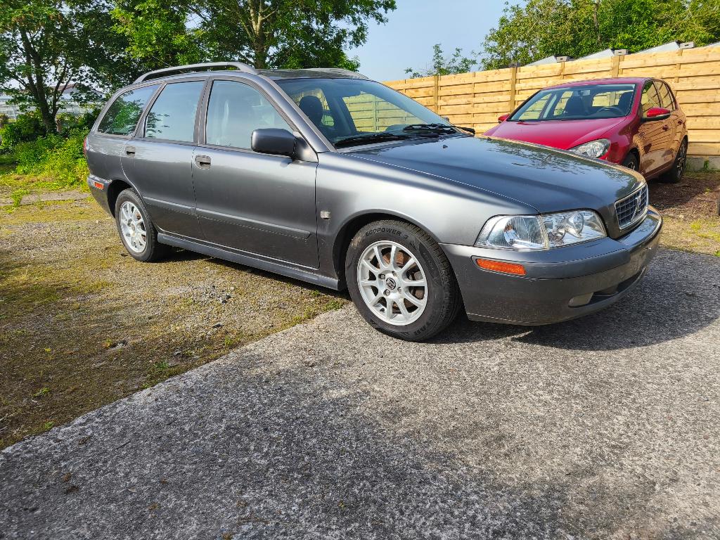 Volvo V40 2003 1.9D ne démarre pas - Pour pièces, Enlèvement, Utilisé, Volvo
