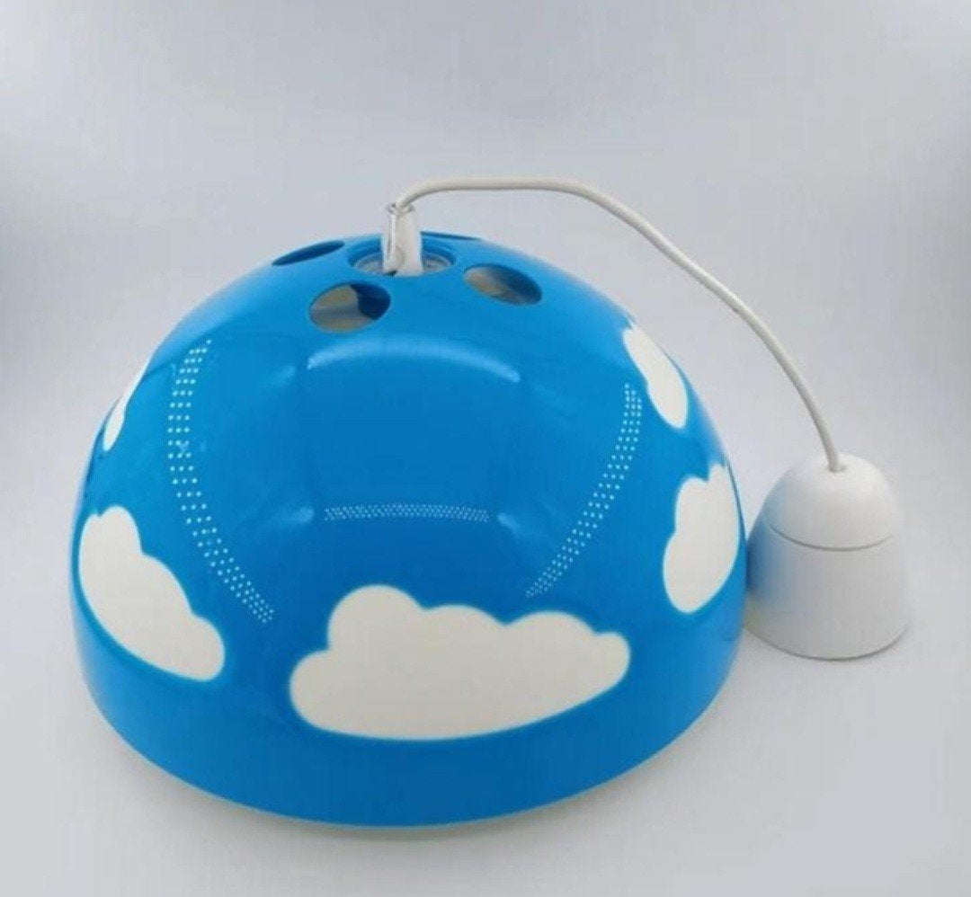 Ikea Skojig wolkenlamp jaren 90 vintage, Kinderen en Baby's, Ophalen, Zo goed als nieuw, Ophangbaar, Blauw