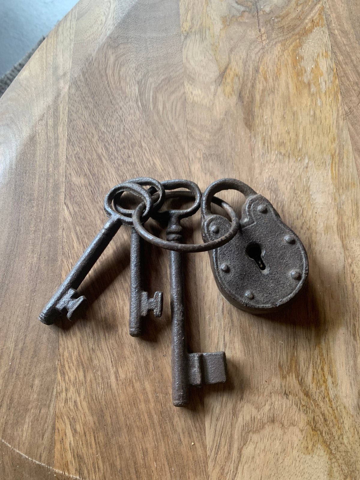 Decoratie bos sleutels met slot van metaal, Huis en Inrichting, Woonaccessoires | Overige, Ophalen, Zo goed als nieuw, Metaal