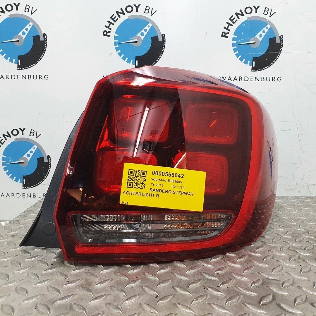 DACIA SANDERO STEPWAY ACHTERLICHT R 2019, Ophalen of Verzenden, Gebruikt, Stiba lid