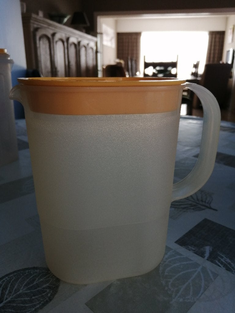 tuperware verschillende schenkkannen, Maison & Meubles, Cuisine| Tupperware, Enlèvement ou Envoi, Comme neuf, Jaune, Bol ou Canette