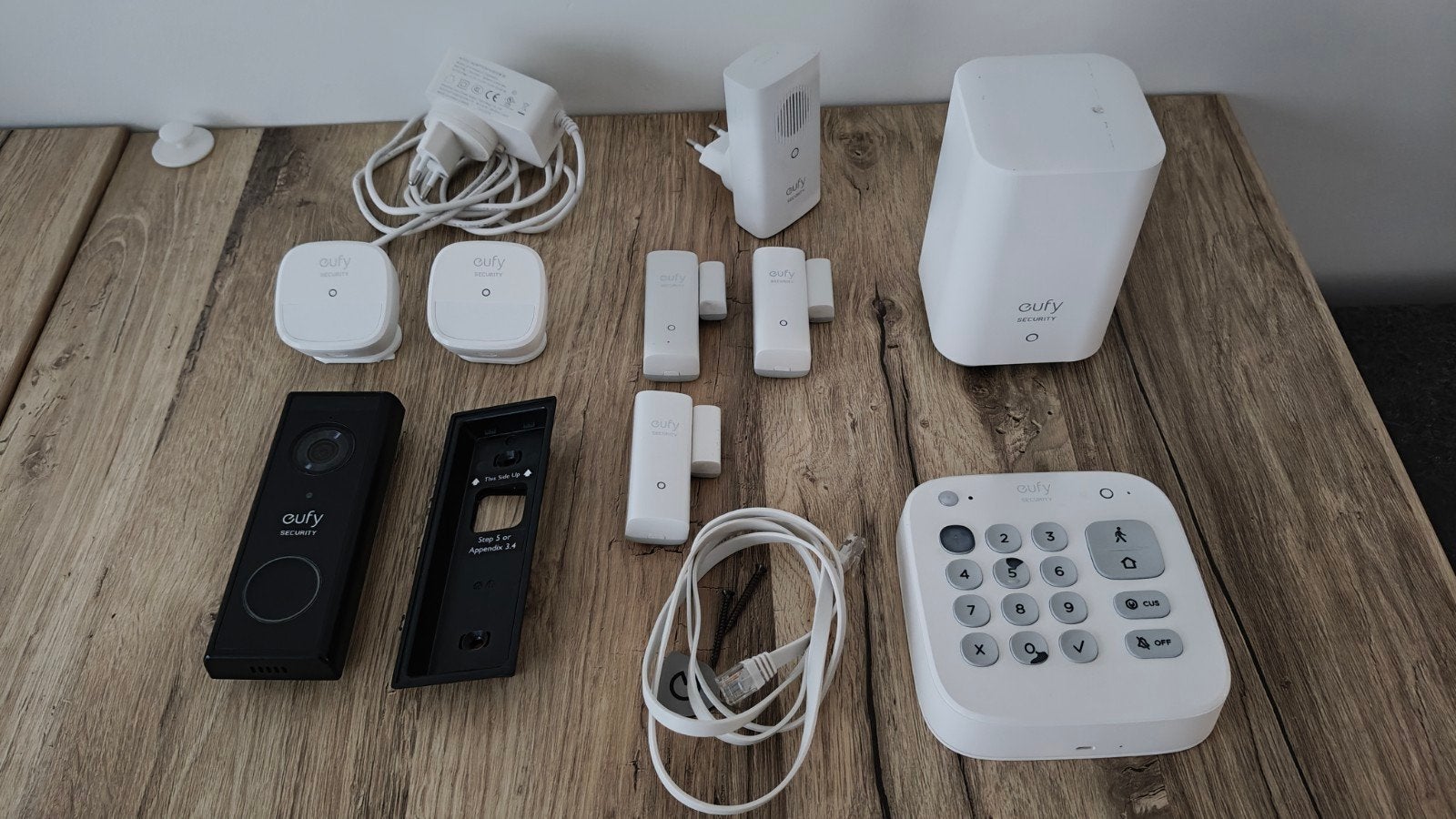 Eufy Security Alarmsysteem + Video Deurbel Complete Set, Doe-het-zelf en Bouw, Alarmsystemen, Ophalen, Zo goed als nieuw, Compleet systeem