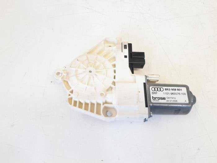 Moteur de vitre portière d'un Audi A4, Autos : Pièces & Accessoires, -, 3 mois de garantie, Audi, Utilisé