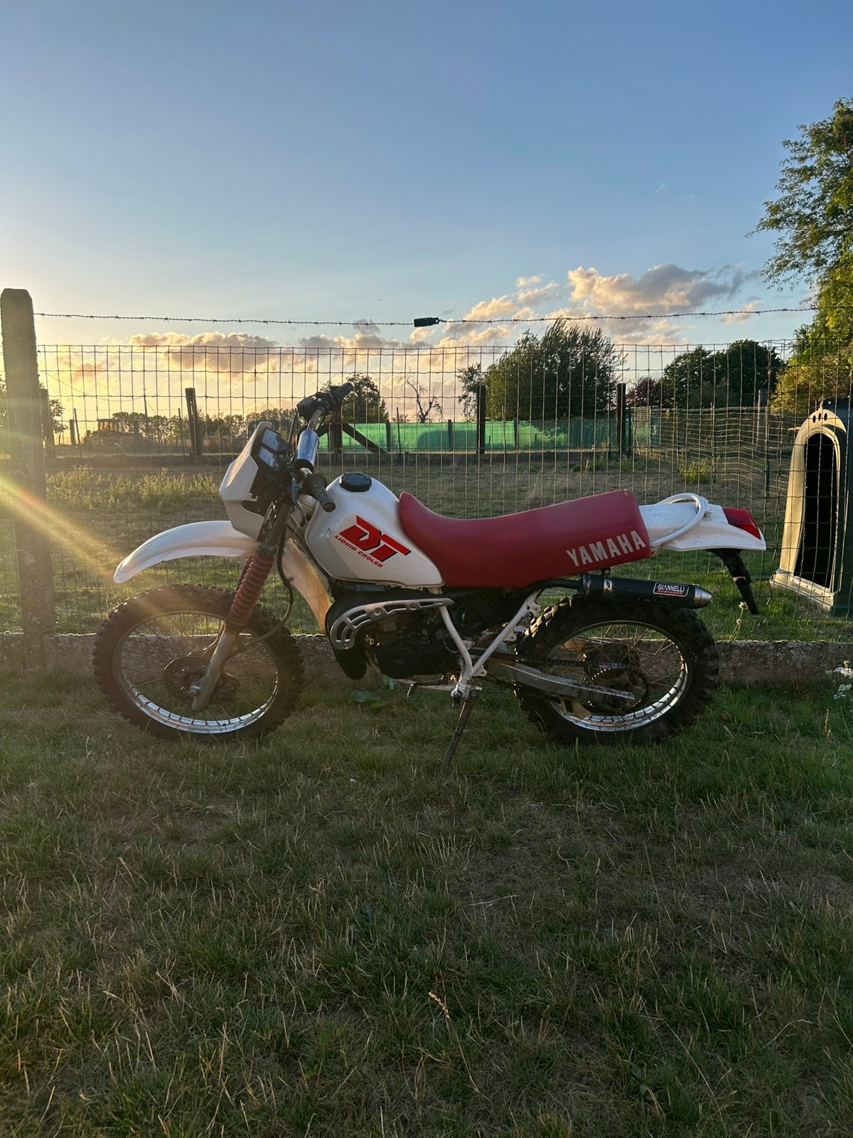 Yamaha DT125 | Met papieren | Moet worden opgestart, Motoren, Particulier, Enduro, 11 kW of minder, Handgeschakeld
