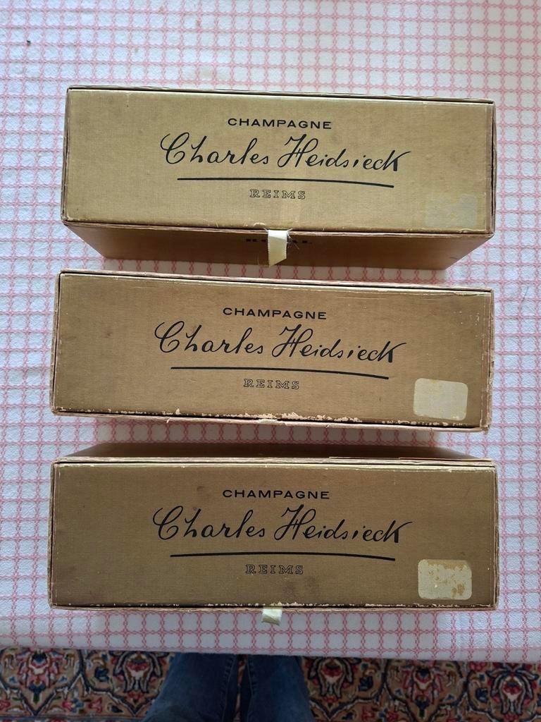 Champagne Charles Heidsieck, Enlèvement