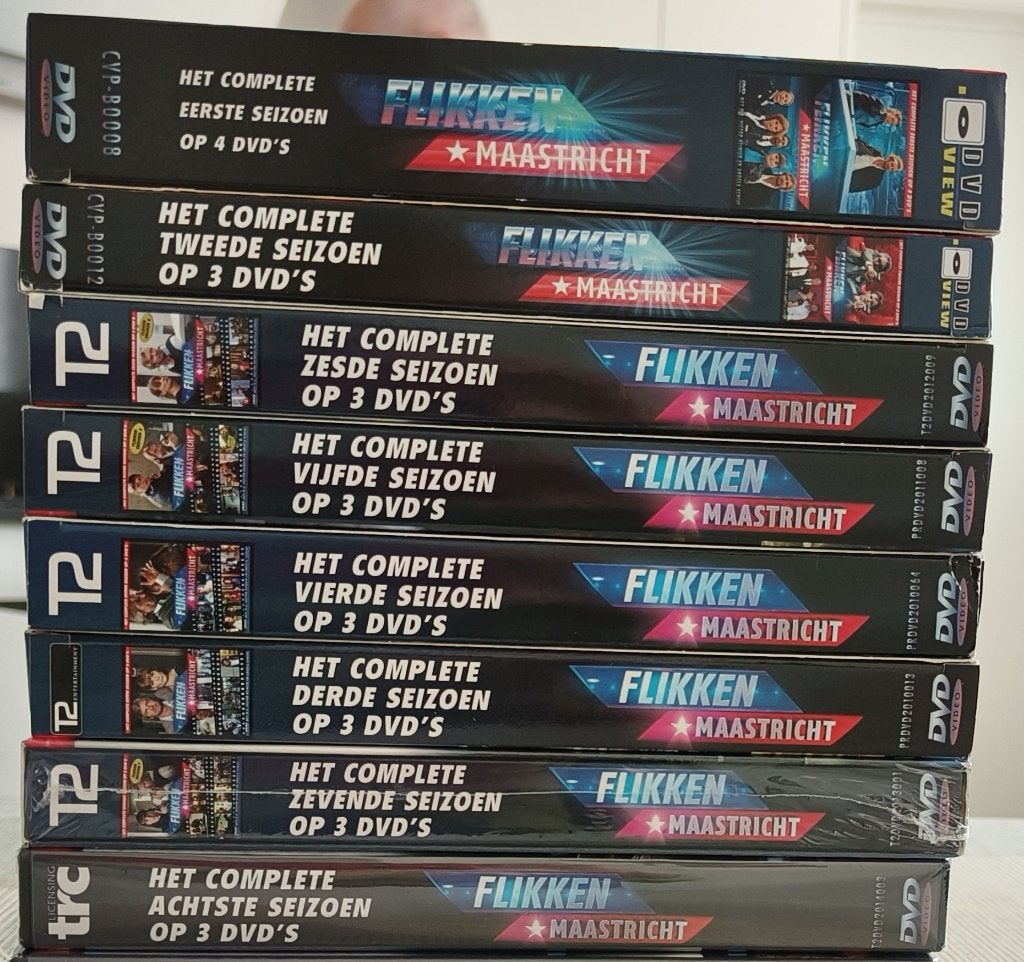 DVD's Flikken Maastricht seizoen 1 tem 8, CD & DVD, DVD | TV & Séries télévisées, Utilisé, Crime, Saison 1, Saison 2, Saison 3