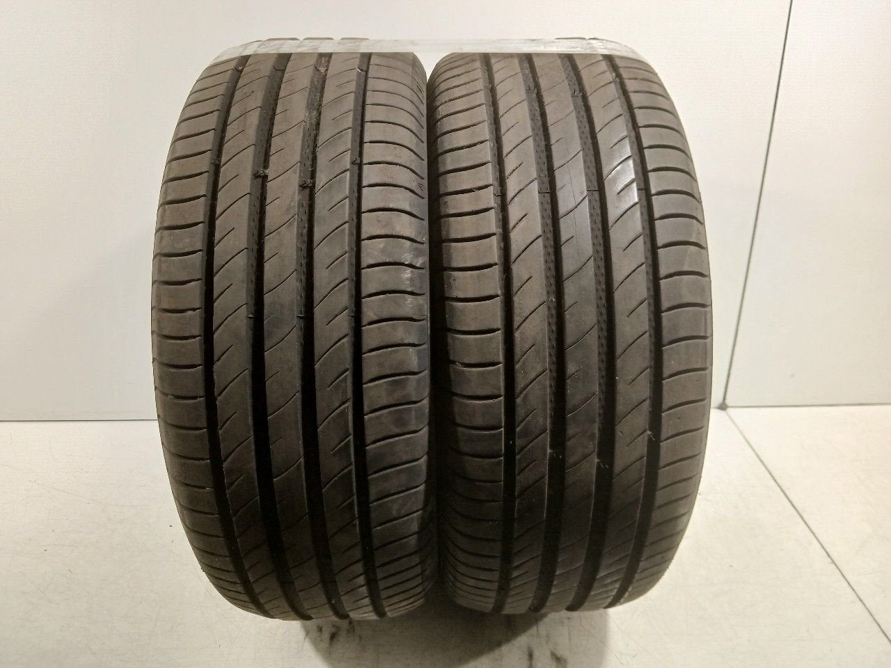 Bandenset 2 stuks Zomer 215 55 R16, Auto-onderdelen, Onderdelen@venauto.nl, Van der Ven Autorecycling B.V., Ettenseweg 76, 4706 PB Roosendaal, The Netherlands
