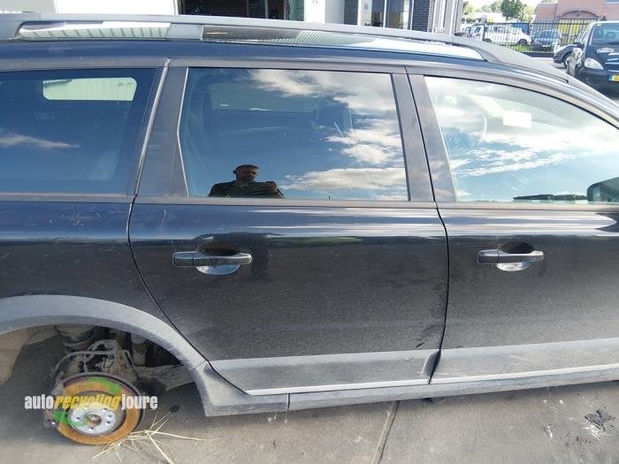 Portier 4Deurs rechts-achter van een Volvo XC70 (452-26), Gebruikt, -, Deur, -