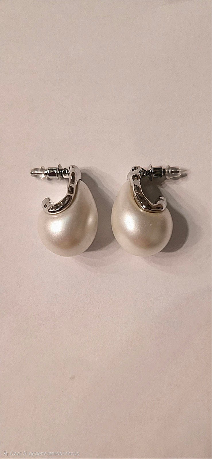 Boucles d'oreilles pendantes en perles argentées non portées, Enlèvement ou Envoi, Blanc, Argent, Neuf