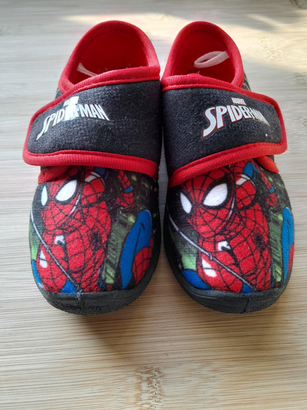 Pantoffeltjes spiderman 26, Ophalen, Overige typen, Zo goed als nieuw, Jongen