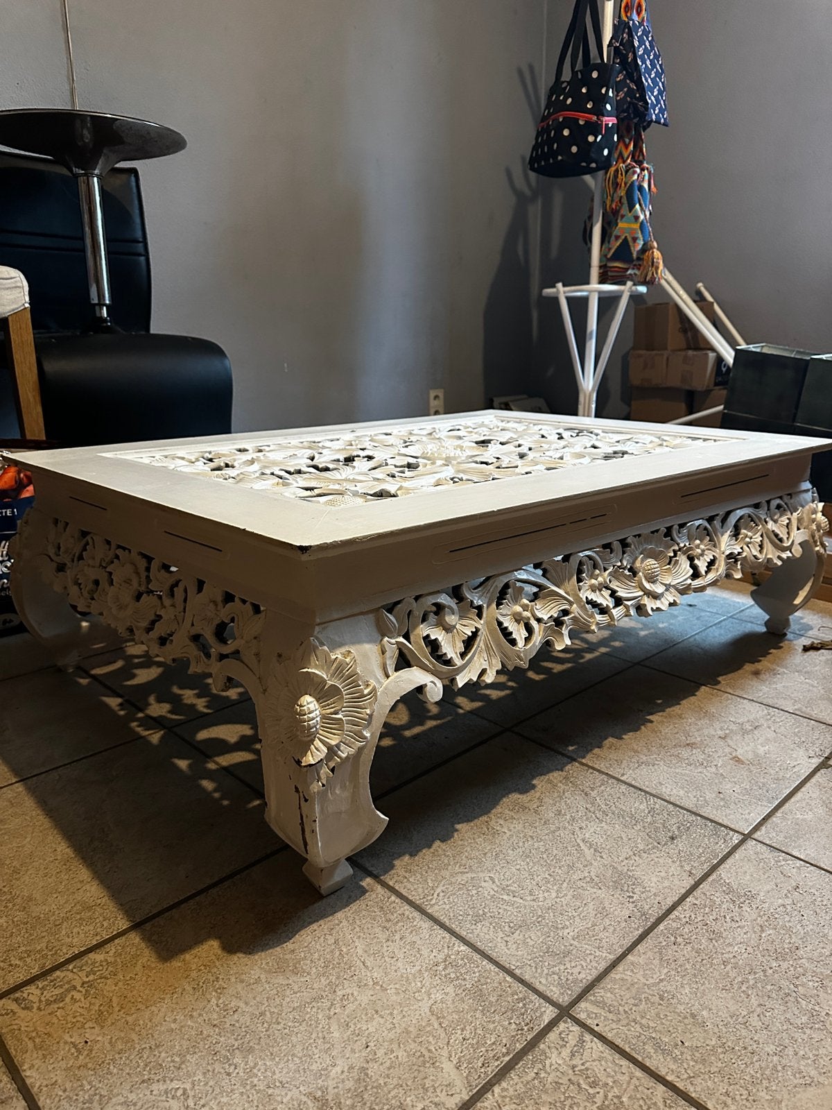 Witte houten salontafel, Ophalen, Zo goed als nieuw, Glas