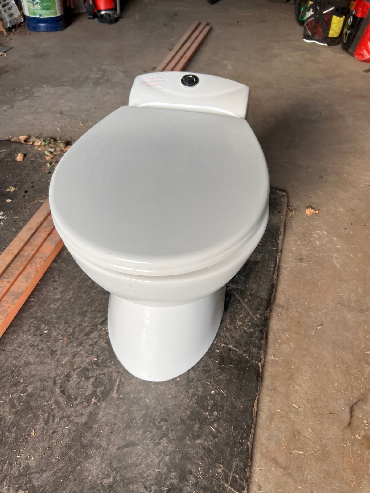 WC à broyeur intégré en céramique - Blanc - 500W SETMA, Enlèvement, Utilisé, Toilettes