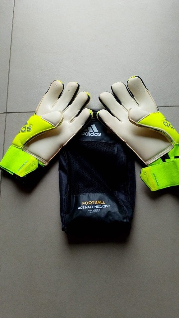 keeperhandschoenen Adidas maat 10 Ace half negative topstaat, Ophalen of Verzenden