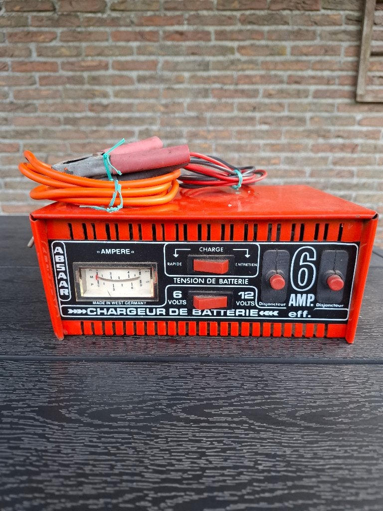 ABSAAR batterijlader 6A 6/12 Volt, Gebruikt