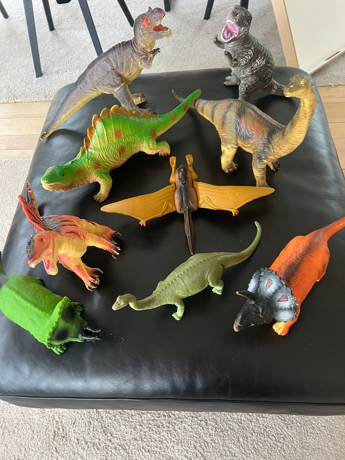 9 grote rubberen dino “s, Ophalen of Verzenden, Zo goed als nieuw