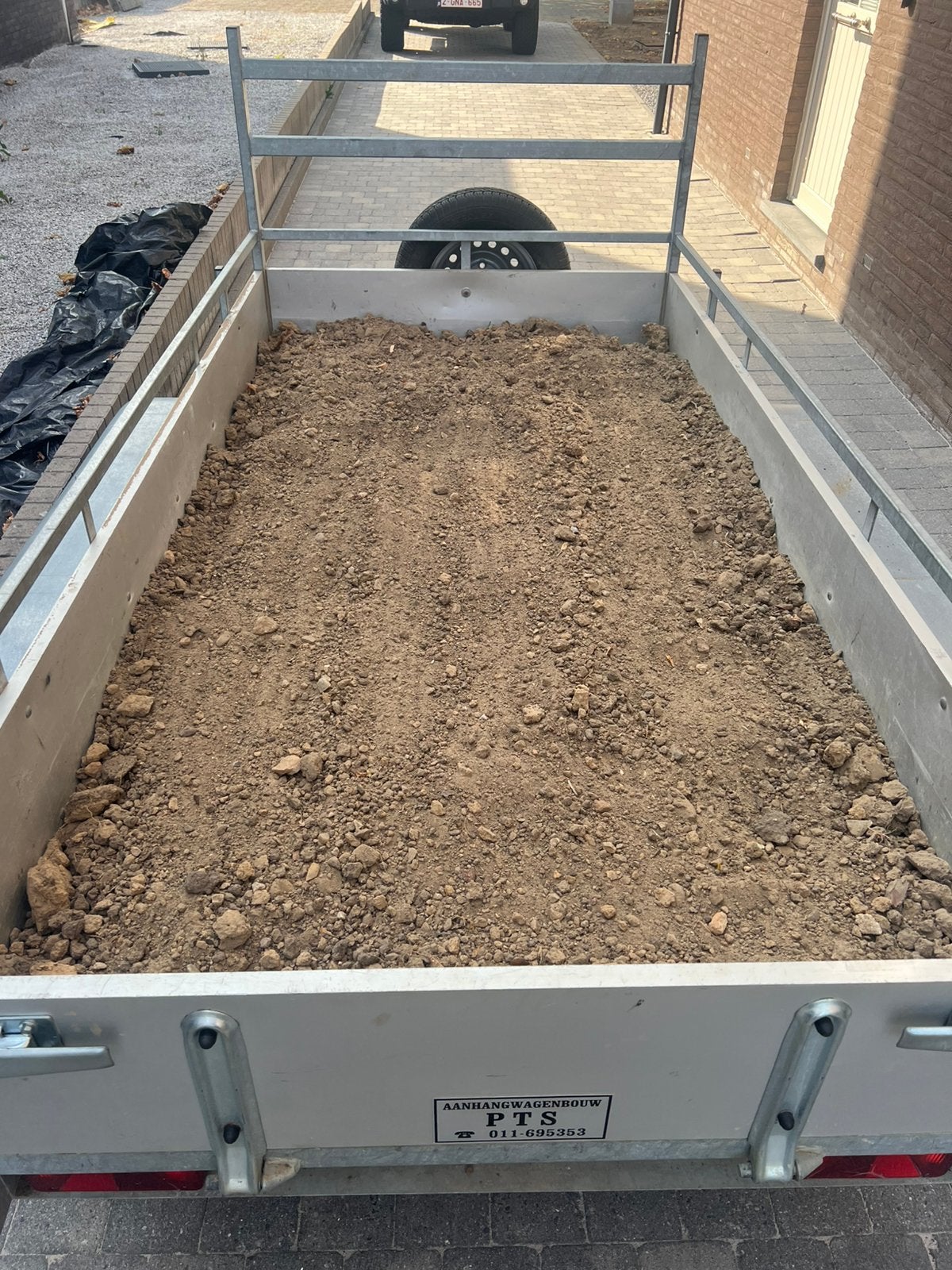 Zwarte grond / teelaarde / tuinaarde GRATIS, Tuin en Terras, Aarde en Mest, Ophalen, Tuinaarde