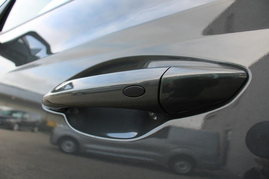 Hyundai Tucson HEV 1.6T Feel N-Line Autom *WIRELESS APPLE/AN, 239 pk, 176 kW, Zwart, Adaptive Cruise Control