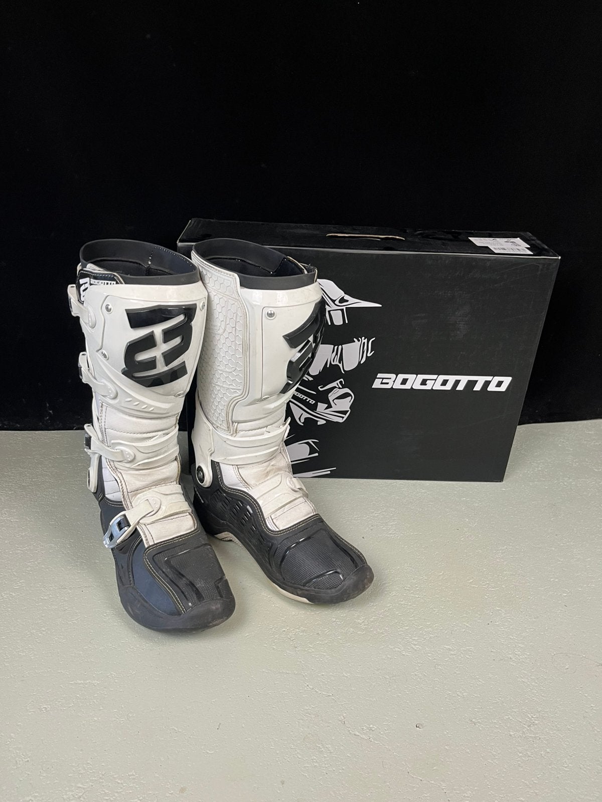 Bogotto MX-7 motorlaarzen zwart/wit, Motoren, Kleding | Motorkleding, Verzenden