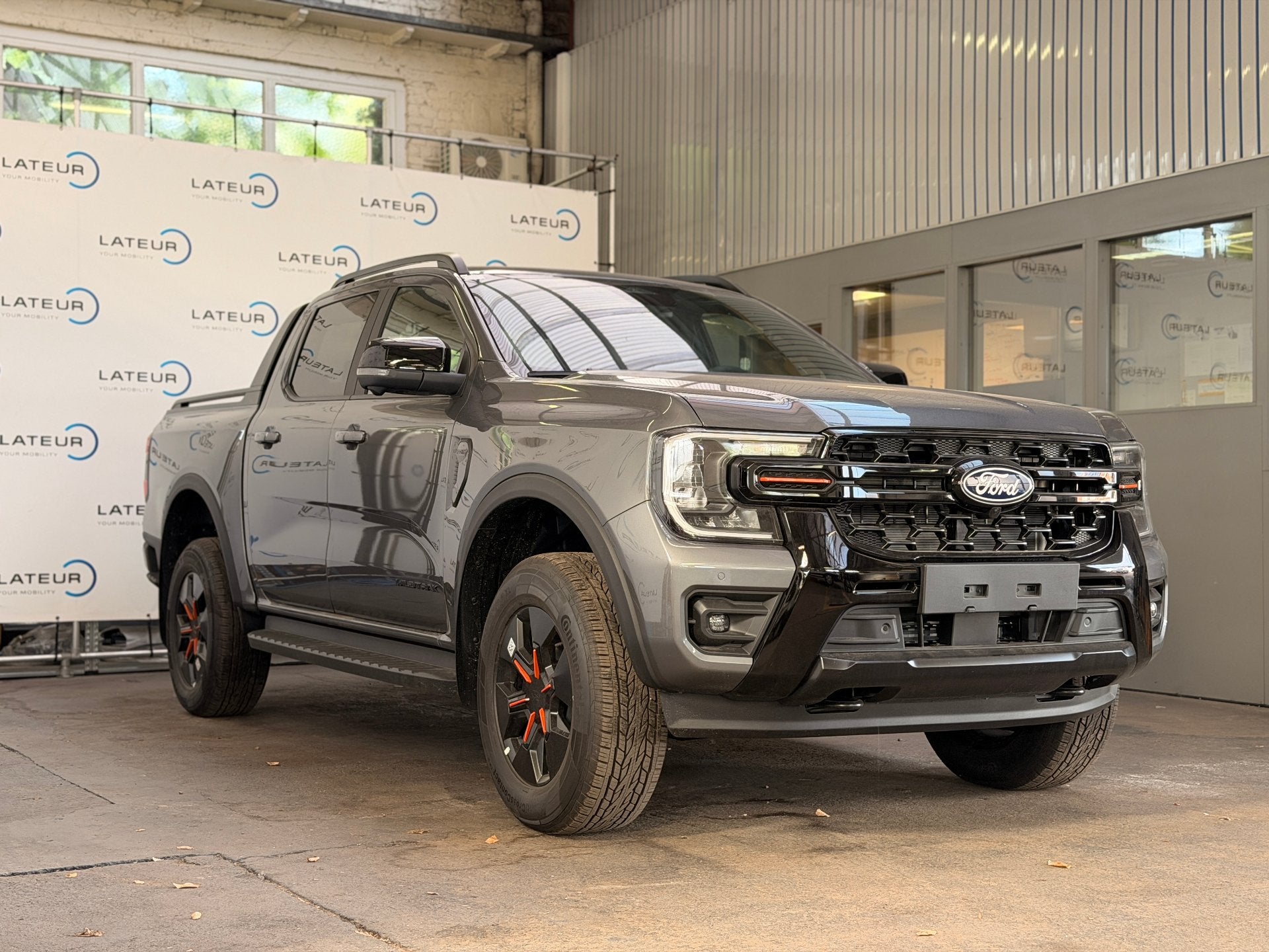 Ford Ranger Wildtrak PHEV 2.3i 281Pk - FACELIFT, Autos, Achat, Noir, 2261 cm³, 3500 kg