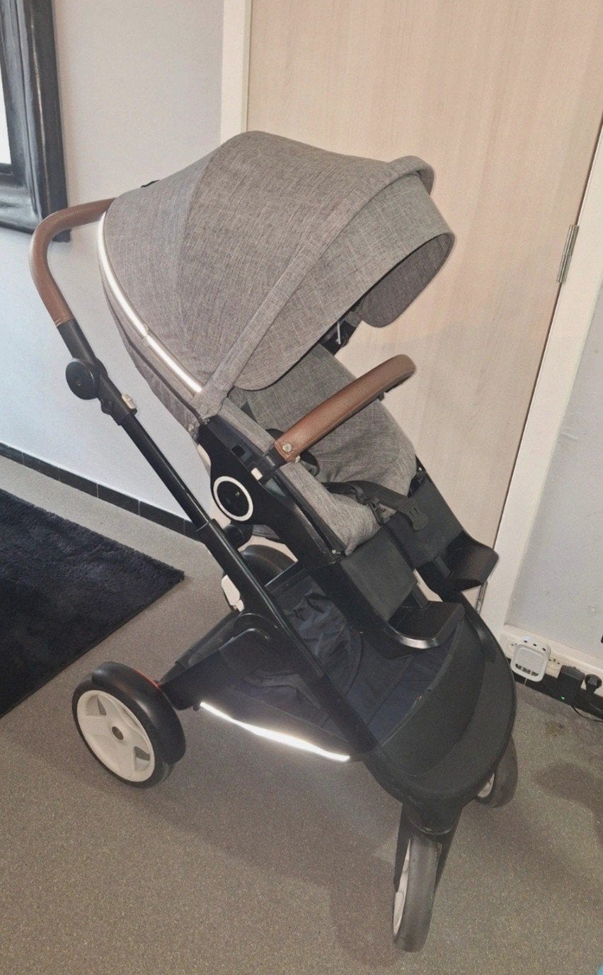 Stokke trailz kinderwagen, Ophalen