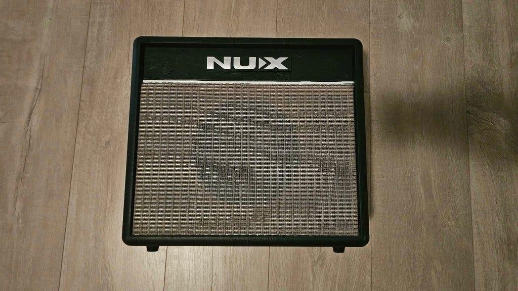 Gitaarversterker NUX Mighty 20BT, Ophalen, Zo goed als nieuw, Minder dan 50 watt