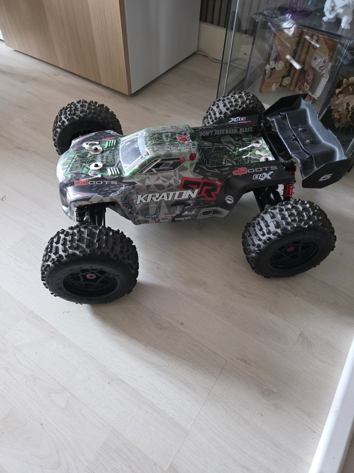 Arma kraton 1/8 6s, Utilisé, Échelle 1:8, Électro