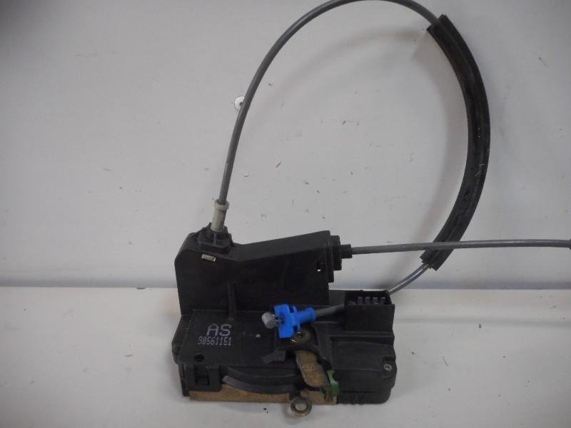 PORTIERSLOT MOTOR LINKS VOOR Opel Zafira (F75) (90561151as), Gebruikt, Voor, Opel