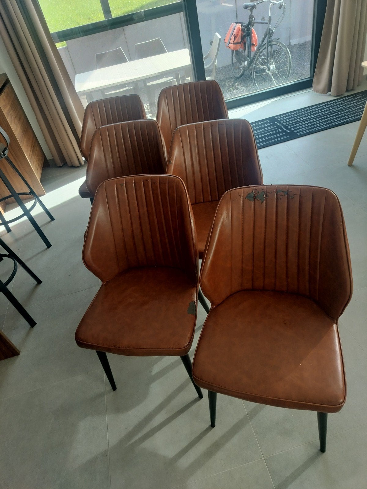 Gratis - 6 eetstoelen - cognac - zie uitleg, Huis en Inrichting, Stoelen, Ophalen, Gebruikt, Overige kleuren, Vijf, Zes of meer stoelen