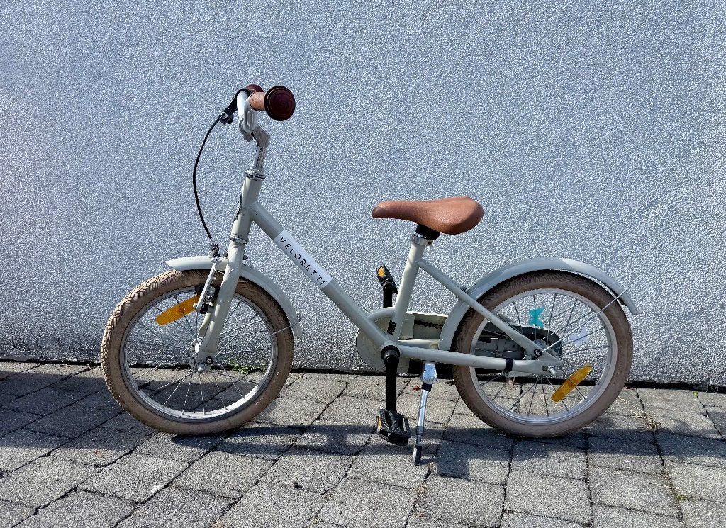 Veloretti kinderfiets 16 inch – goede staat, Fietsen en Brommers, Ophalen, Terugtraprem, Zijwieltjes, 16 tot 20 inch