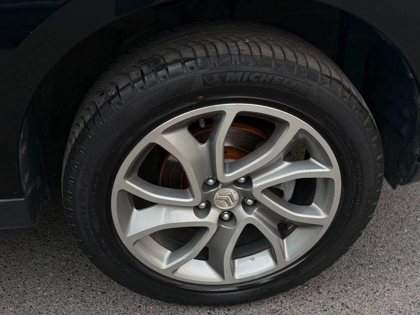 Citroen C-Crosser, Auto's, https://public.car-pass.be/vhr/d4849122-e277-481b-a070-4dfbd3185c60, 185 g/km, Vierwielaandrijving