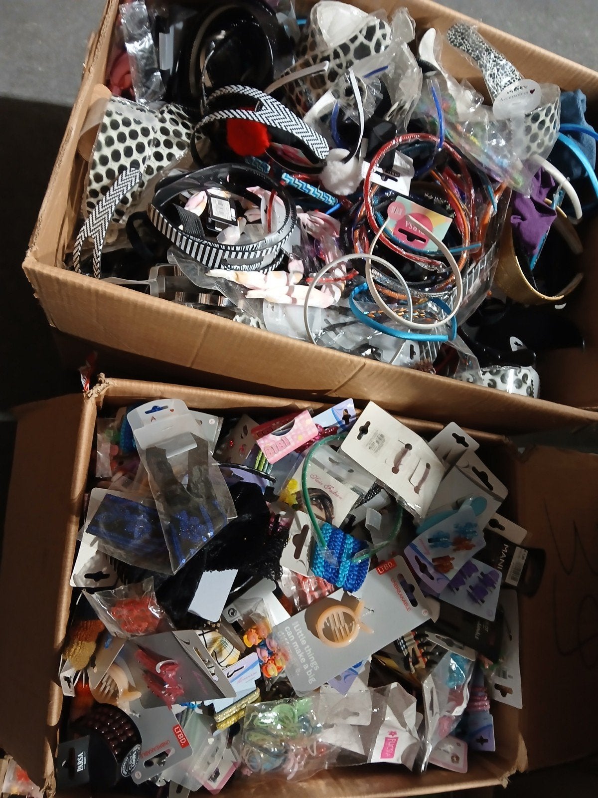 diadeem, haarspelden, ...., Zakelijke goederen, Ophalen, Sieraden en Accessoires