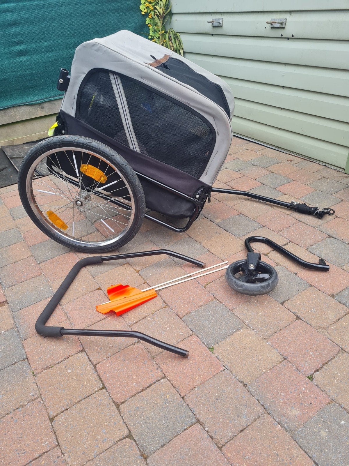 Fietskar voor hond, Enlèvement