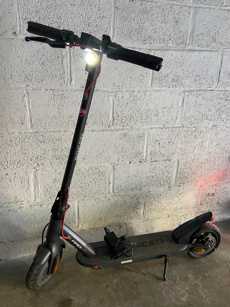 Trottinette électrique, Enlèvement ou Envoi, Comme neuf, Step électrique (E-scooter)