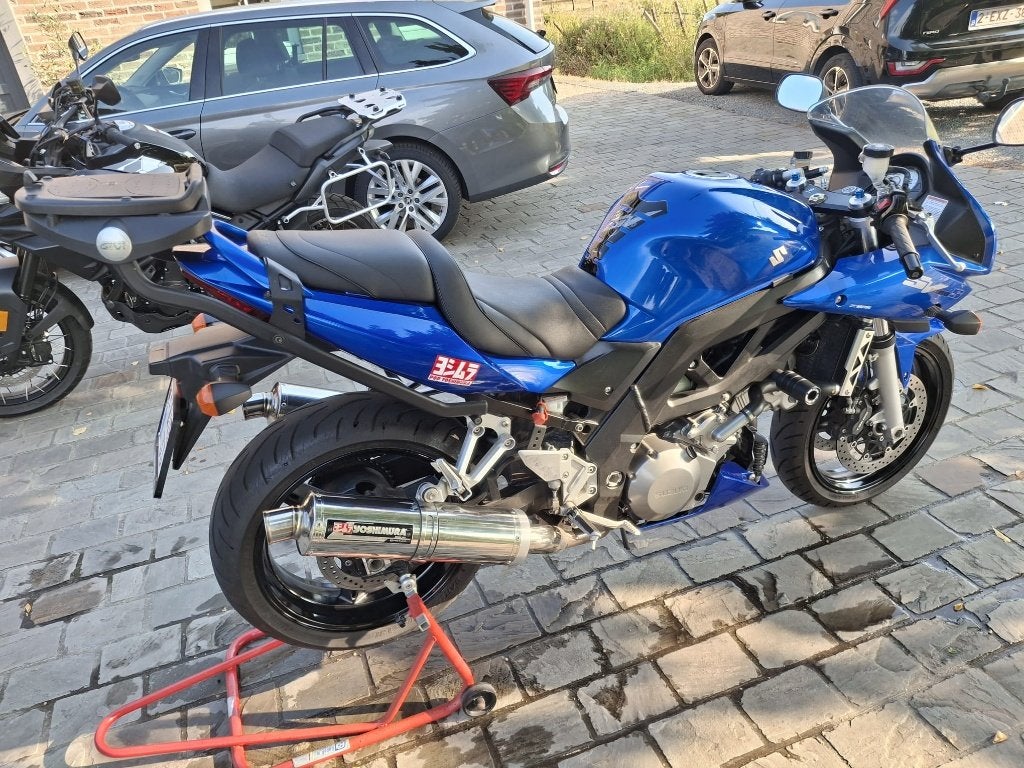 sv1000s 2007 zwart kader maar 11.126km, Motoren, Motoren | Suzuki, 2 cilinders, Sportuitlaat, Motorrijbewijs A, Gebruikt