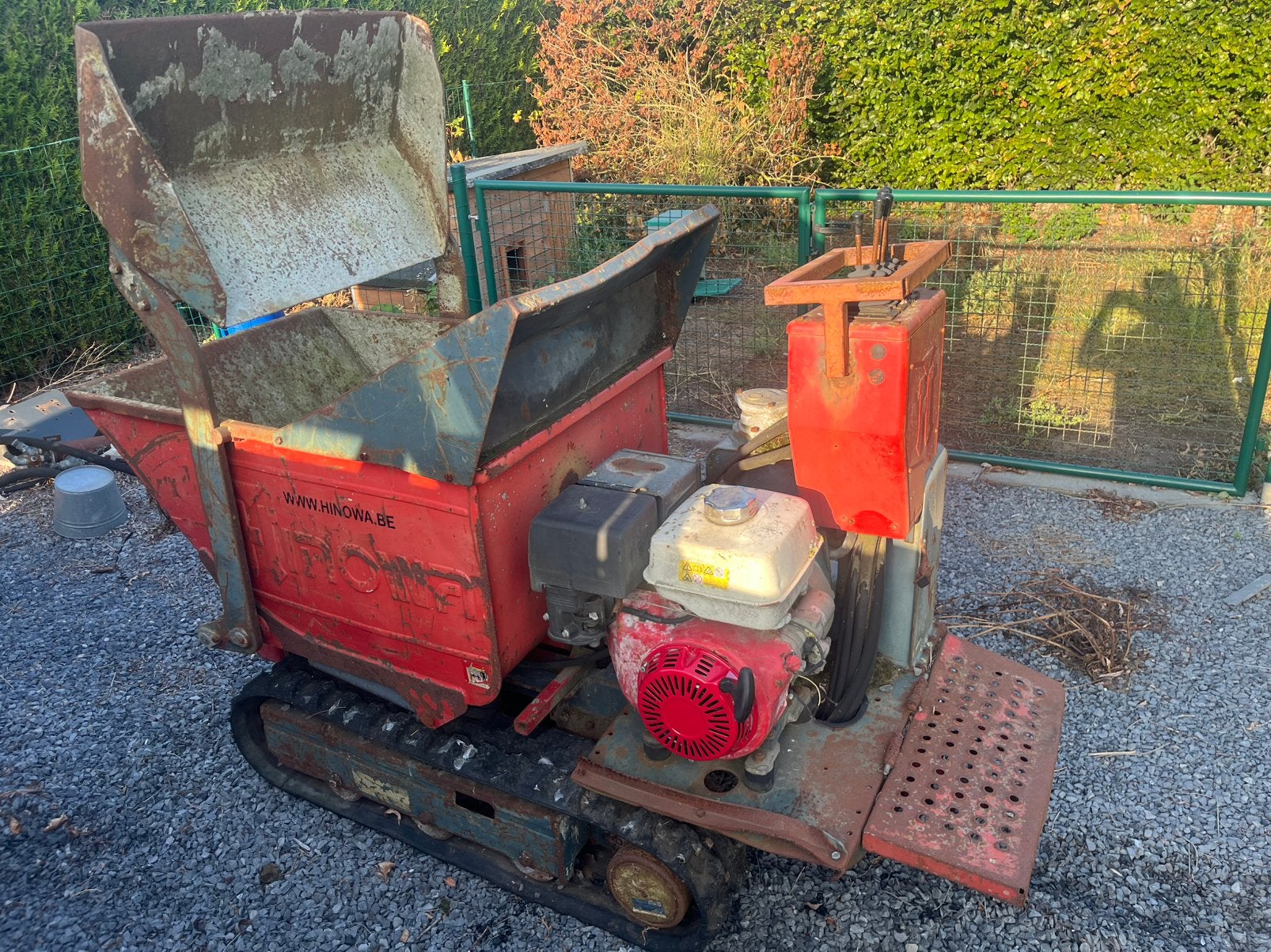 Hinowa hp1100 rupsdumper, Ophalen