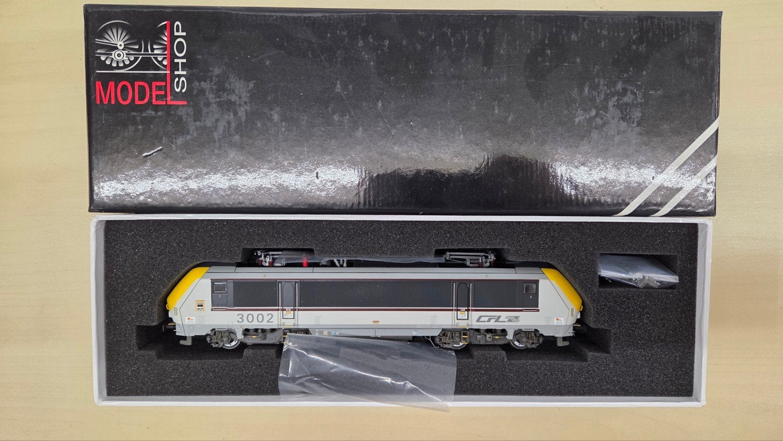 Modelshop 3002 CFL in DC, Hobby en Vrije tijd, Modeltreinen | H0, Ophalen of Verzenden, Zo goed als nieuw, Gelijkstroom, Locomotief