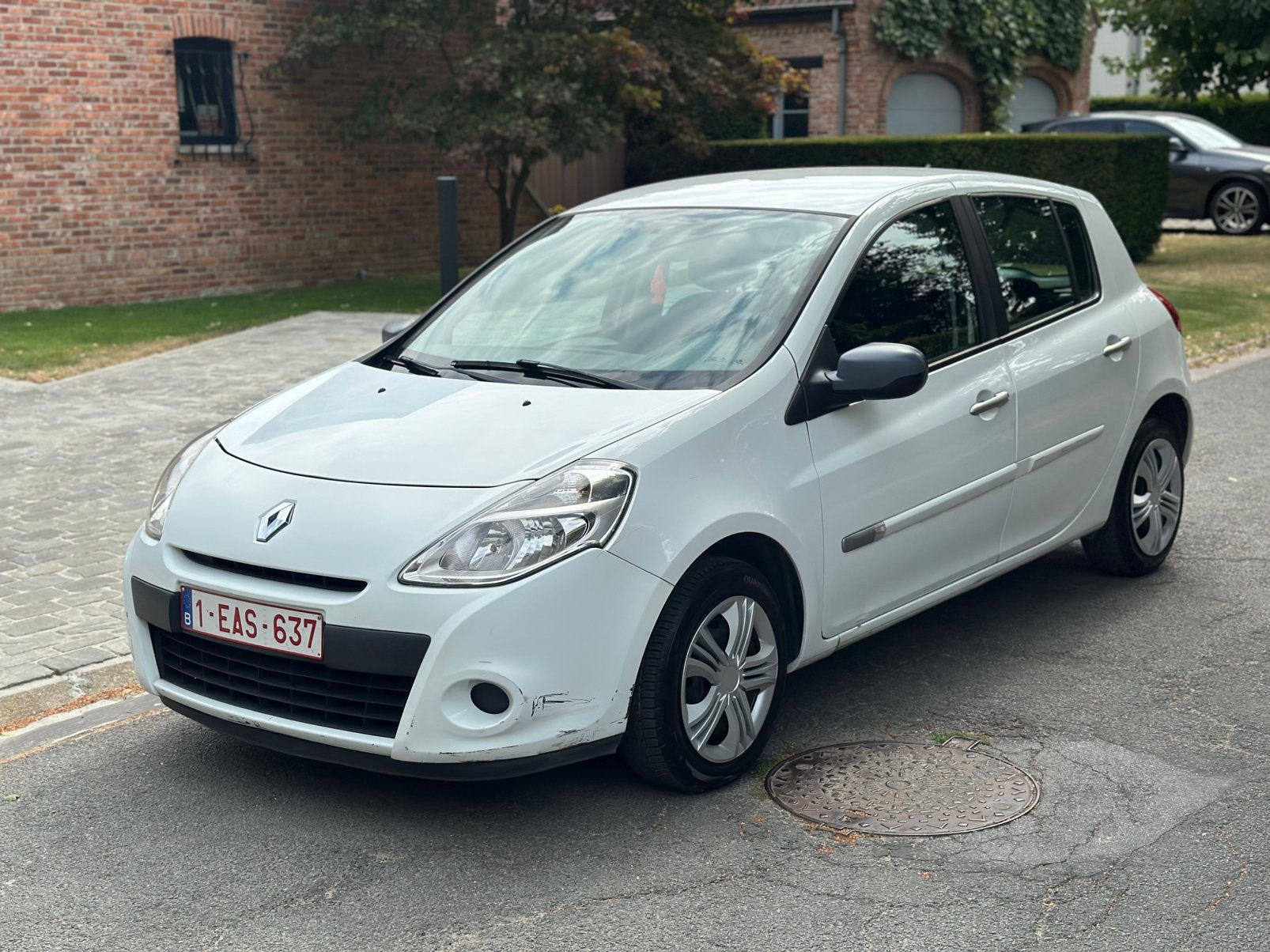 Renault Clio Essence 2015 Déjà prête à immatriculer !, Autos, Renault, Particulier, Clio, Essence, Enlèvement