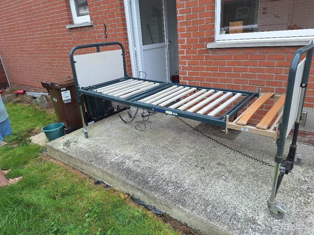 Ziekenhuisbed – elektrisch verstelbaar – met verlengstuk, Enlèvement, Utilisé
