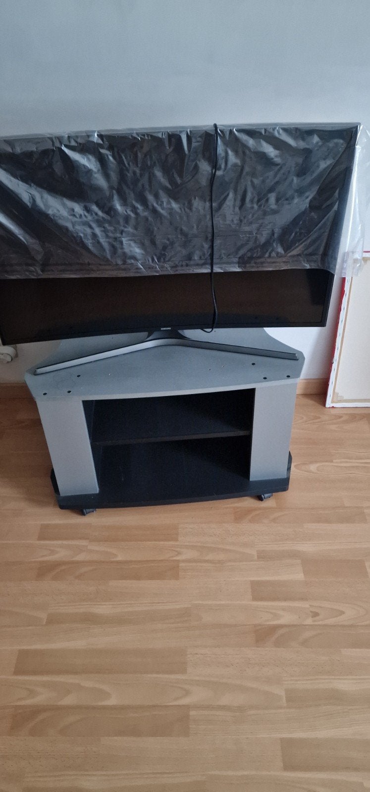 Tv meubel, Ophalen