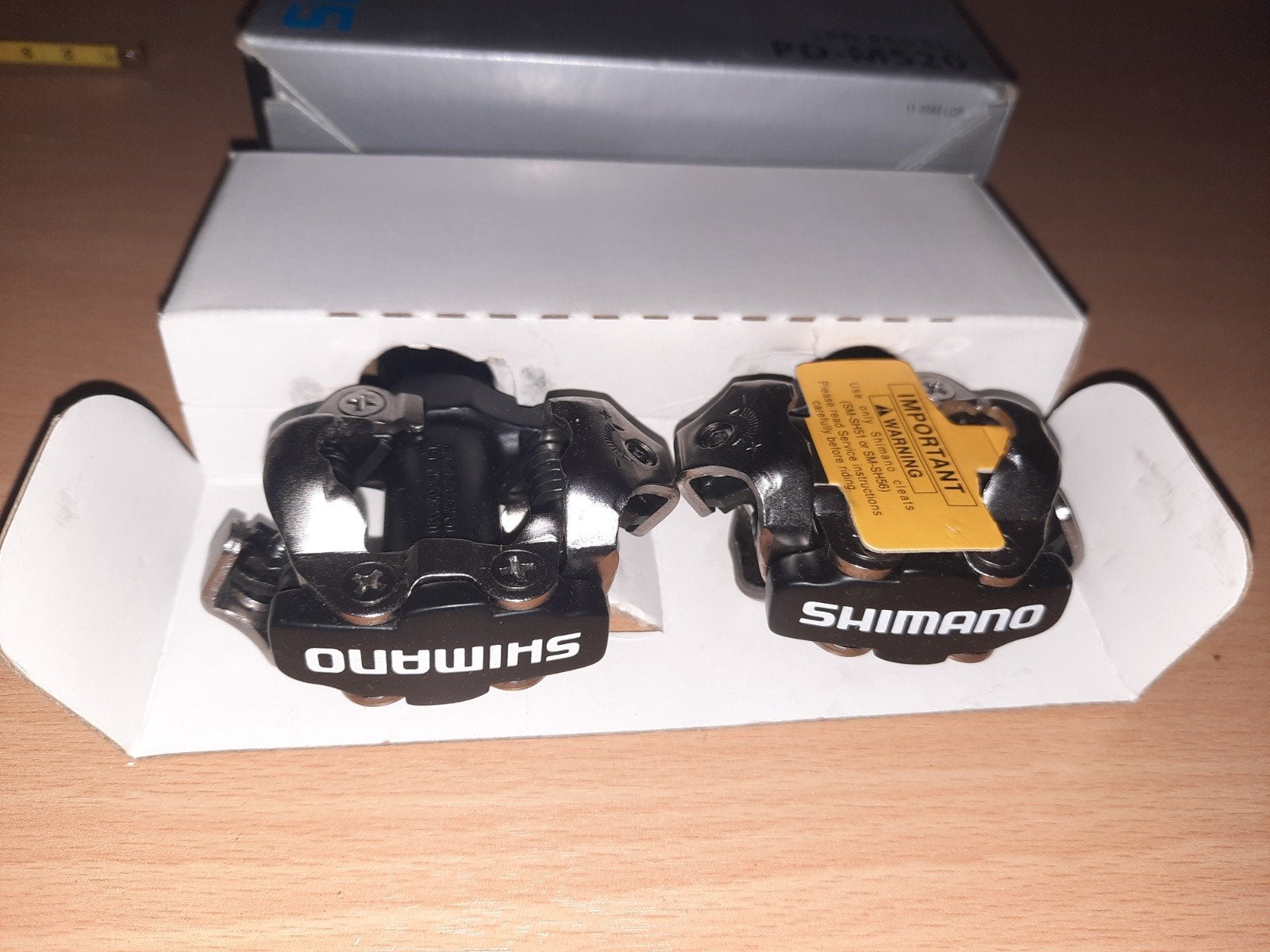 2 shimano PD M520 SPD pedaal black IS NOG NIEUW, Handtassen en Accessoires, Manchetknopen, Ophalen