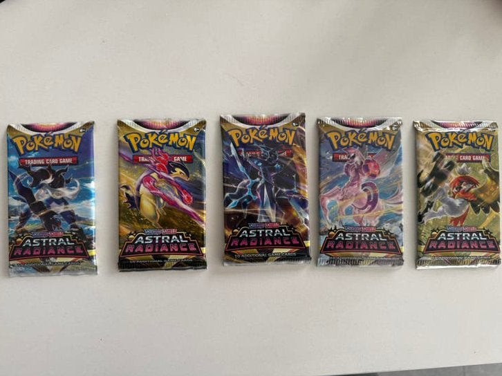 Astral radiance boosters, Hobby en Vrije tijd, Ophalen of Verzenden, Zo goed als nieuw
