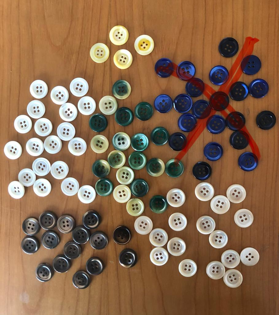 Boutons de nacre, Enlèvement ou Envoi, Neuf