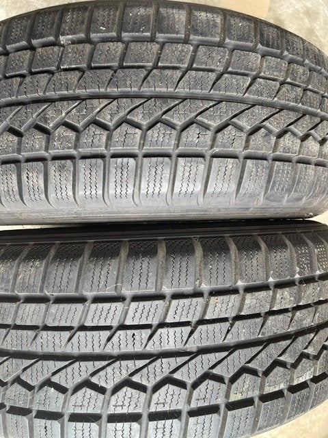 2 TOYO 215 60 R17-banden  als nieuw Gemaakt in Japan TOP, Ophalen, 215 mm, Nieuw, 17 inch