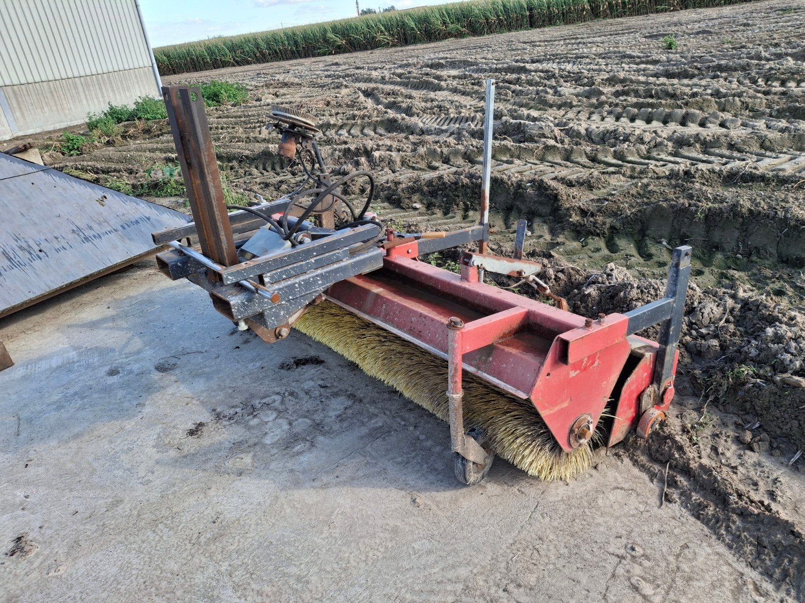 Veegmachine,veegborstel, Zakelijke goederen, Ophalen, Tuckel, Vergel105@hotmail.com