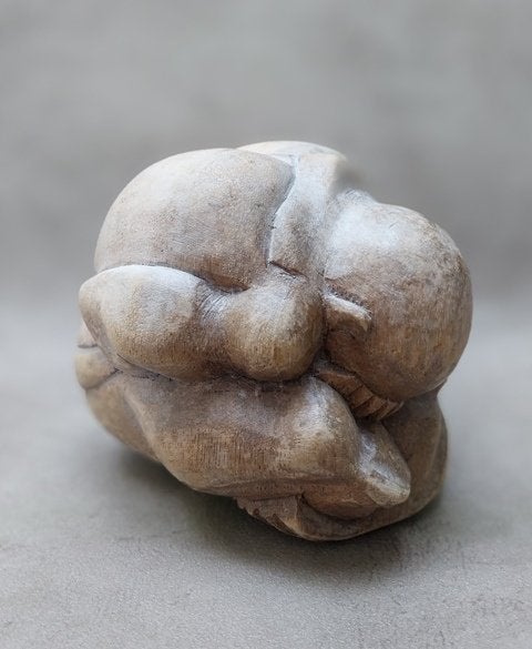 Houten 'Weeping Buddha' beeldje, Huis en Inrichting, Woonaccessoires | Boeddhabeelden, 12 cm, Ophalen of Verzenden, Zo goed als nieuw