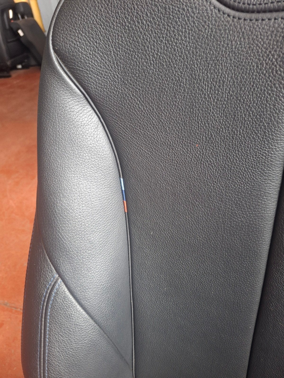 Bmw serie 1 f20 Intérieur cuir noir pack m couture bleu, Enlèvement, BMW